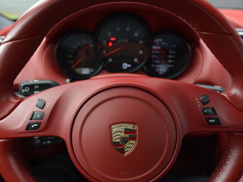 Used 2015 Porsche Cayman GTS RWD image 19