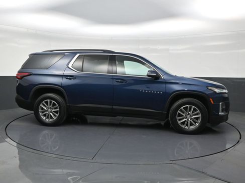 Used 2023 Chevrolet Traverse LT FWD image 6