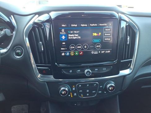 Certified 2023 Chevrolet Traverse RS image 12