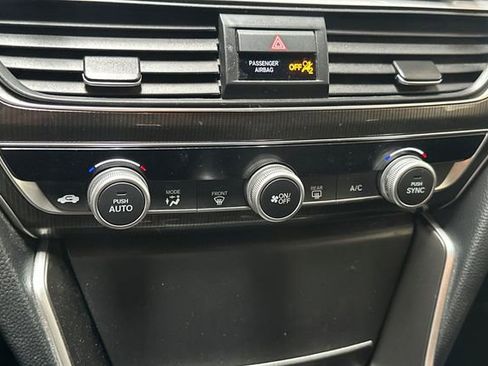 Used 2019 Honda Accord Sport image 22