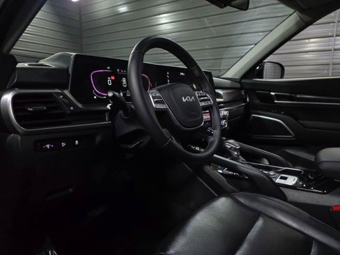 Used 2023 Kia Telluride S w/ S Sunroof Package image 10