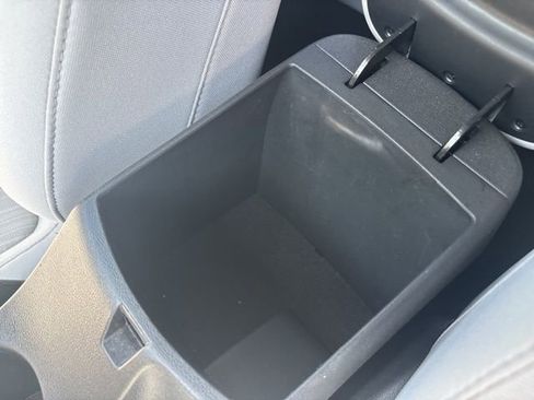 Used 2022 Hyundai Kona SEL FWD image 45