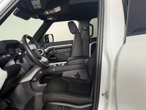 Used 2025 Land Rover Defender 110 S AWD/4WD image 20
