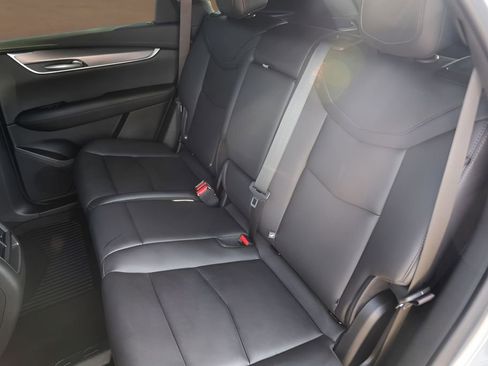 Used 2025 Cadillac XT5 Luxury w/ LPO, Floor Liner Package FWD image 25