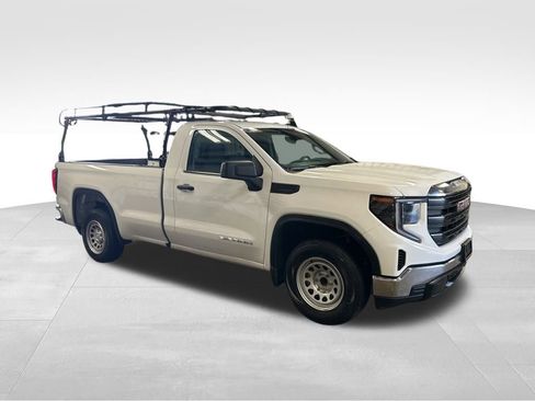 Used 2024 GMC Sierra 1500 Pro w/ Pro Value Package image 8