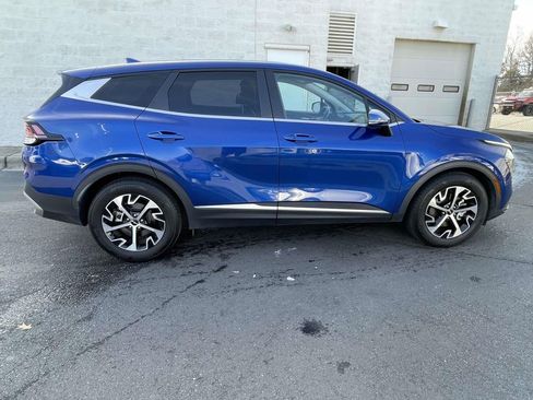 Used 2024 Kia Sportage EX image 12