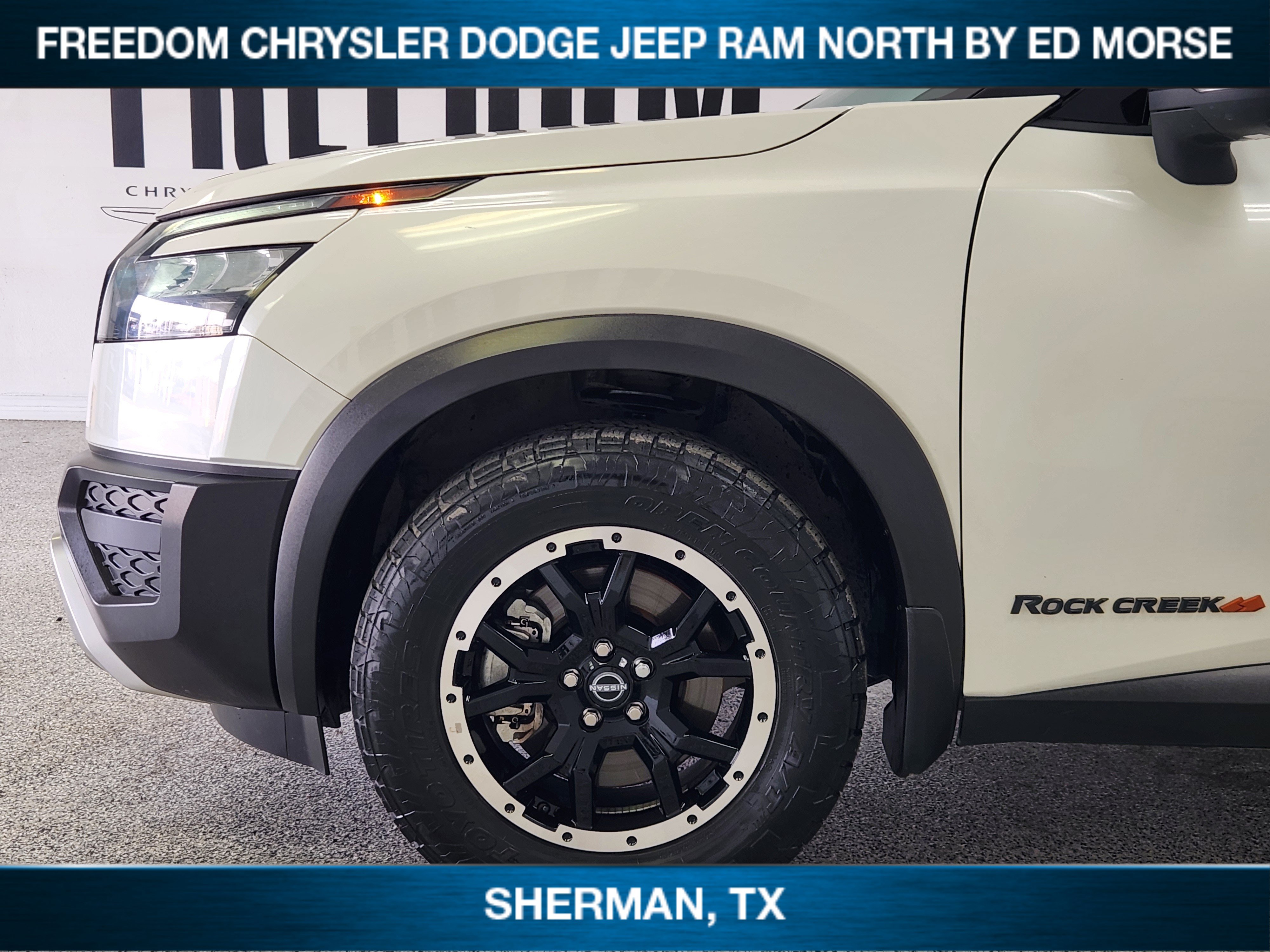 Used 2023 Nissan Pathfinder Rock Creek AWD/4WD image 6