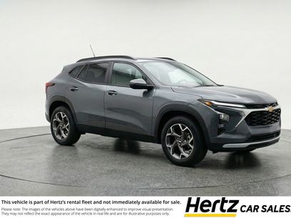 Used 2025 Chevrolet Trax LT