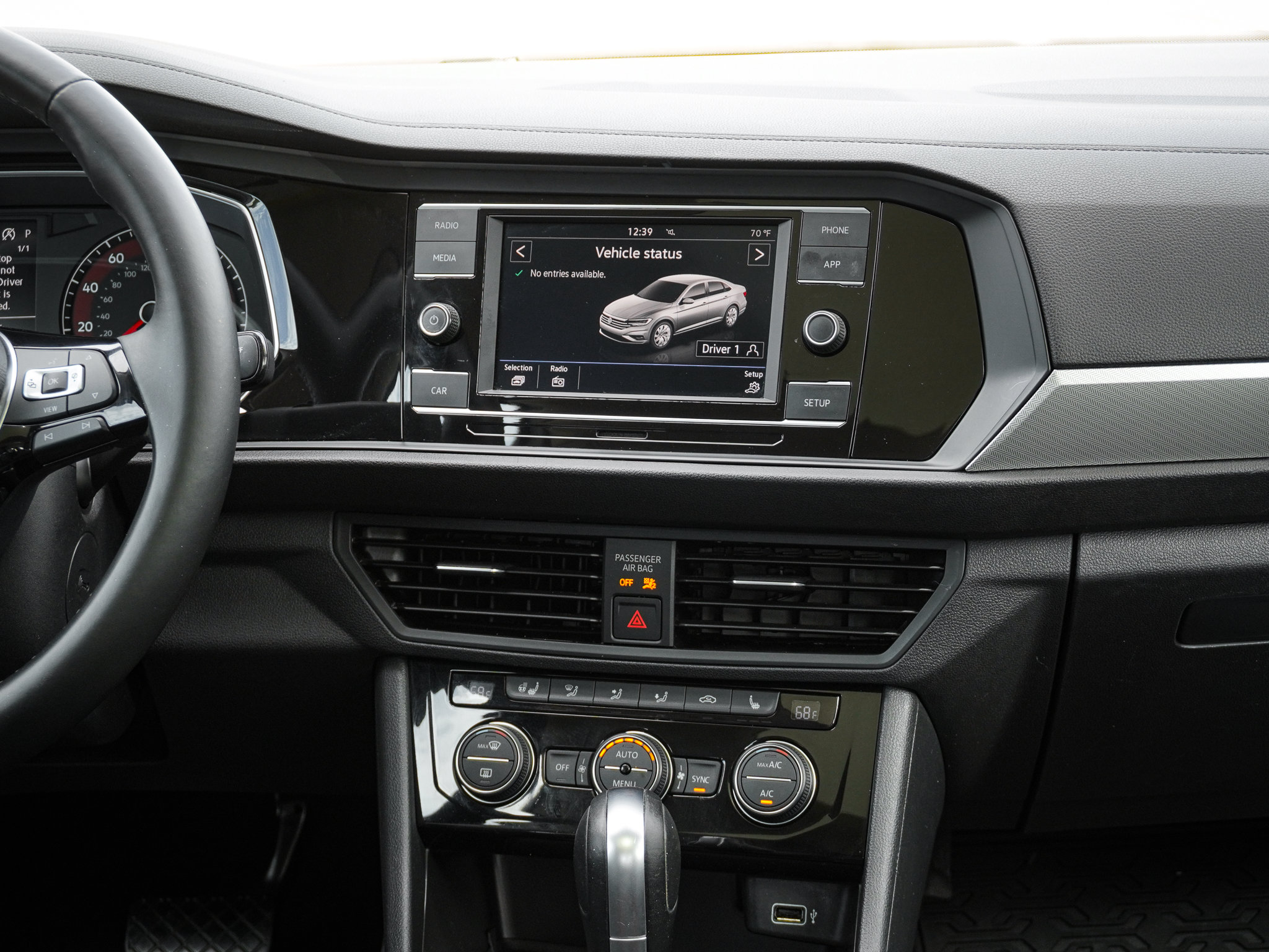 Used 2019 Volkswagen Jetta SE FWD image 30