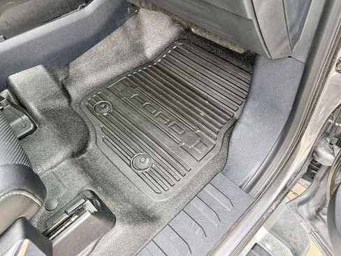 Certified 2023 Ford F350 Lariat w/ Chrome Package image 23