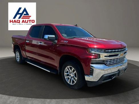 Used 2019 Chevrolet Silverado 1500 LT w/ All-Star Edition AWD/4WD image 3