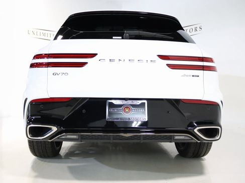 Used 2026 Genesis GV70 3.5T Sport Prestige image 39