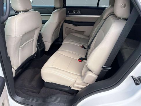Used 2019 Ford Explorer XLT w/ Equipment Group 202A FWD image 25