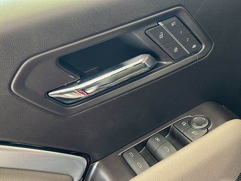 New 2026 Chevrolet Colorado ZR2 w/ Technology Package image 17