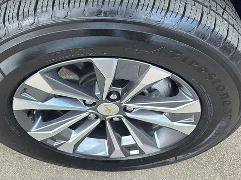 Certified 2026 Chevrolet Equinox LT FWD image 9