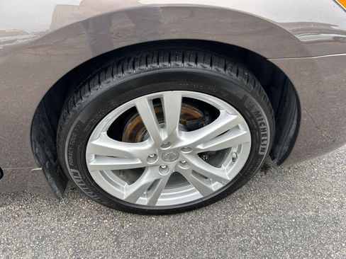 Used 2013 Nissan Altima 3.5 SV image 9