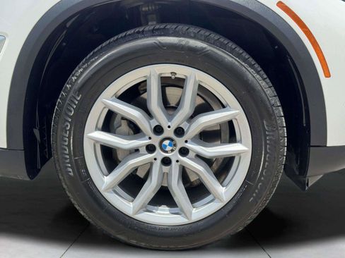 Used 2022 BMW X5 xDrive40i w/ Premium Package AWD/4WD image 79