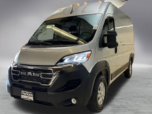 New 2025 RAM ProMaster 1500 w/ Quick Order Package 22G SLT image 6