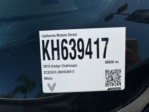 Used 2019 Dodge Challenger R/T Scat Pack RWD image 17