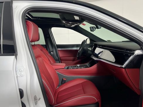 Used 2024 Jeep Wagoneer Launch Edition image 29