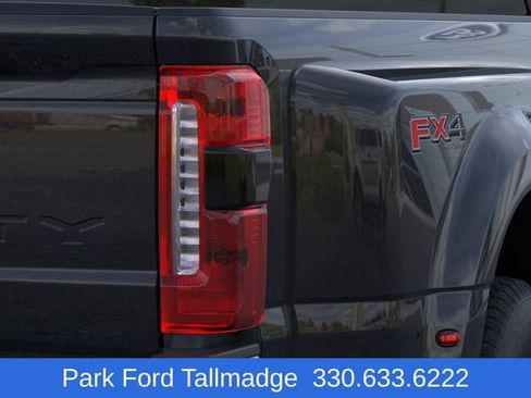 New 2026 Ford F350 4x4 Crew Cab DRW Super Duty image 21