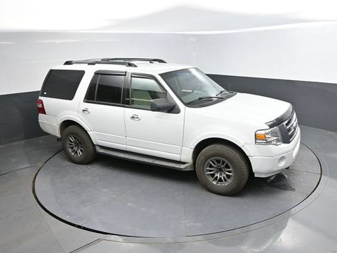 Used 2009 Ford Expedition XLT AWD/4WD image 30