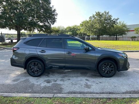 Used 2025 Subaru Outback Onyx Edition XT w/ Tech Package 3 AWD/4WD image 6