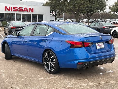 Used 2025 Nissan Altima 2.5 SR image 7