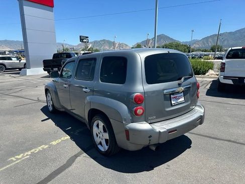 Used 2006 Chevrolet HHR LT w/ Preferred Equipment Group FWD image 9