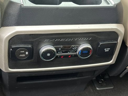 Used 2023 Ford Expedition Max Limited image 42