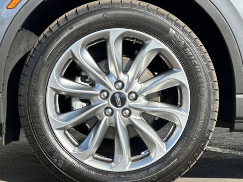 Used 2022 Lincoln Corsair FWD w/ Premium Package image 26