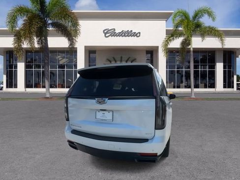 Certified 2022 Cadillac Escalade Sport RWD image 12
