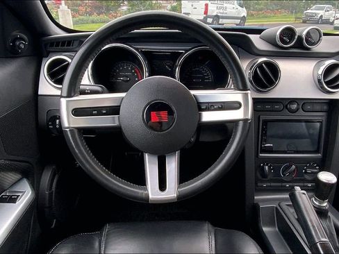 Used 2006 Ford Mustang GT RWD image 5