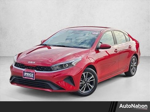 Used 2024 Kia Forte LXS image 1