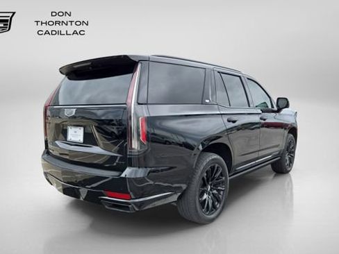 Used 2021 Cadillac Escalade Sport Platinum w/ LPO, ONYX Package AWD/4WD image 5