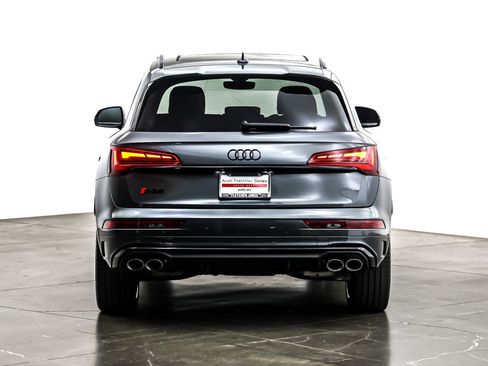Used 2024 Audi SQ5 Premium Plus w/ Premium Plus Package image 5