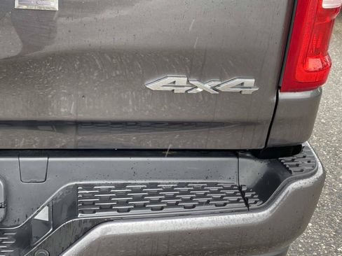 Used 2025 RAM 1500 Big Horn AWD/4WD image 5