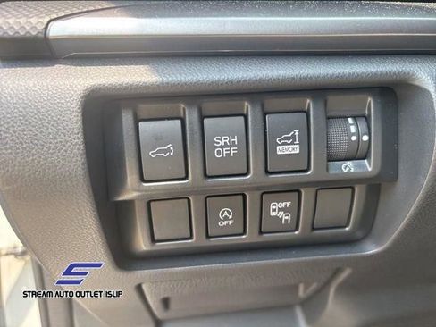 Used 2022 Subaru Forester Premium image 30