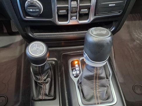 Certified 2022 Jeep Wrangler Unlimited Sahara image 10