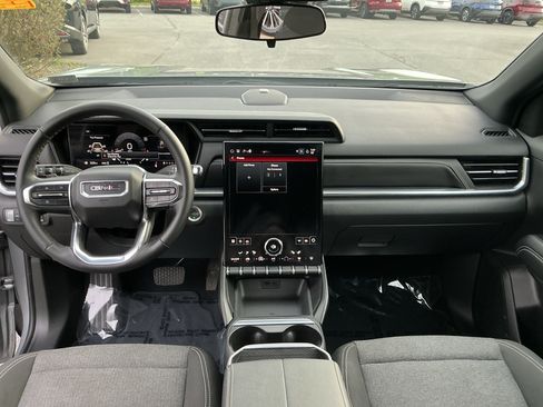 Used 2025 GMC Terrain Elevation AWD/4WD image 11