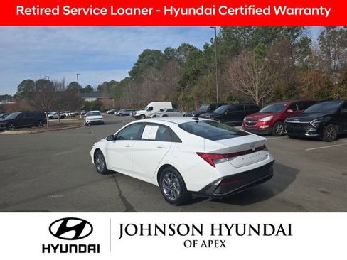 Certified 2025 Hyundai Elantra Blue image 16