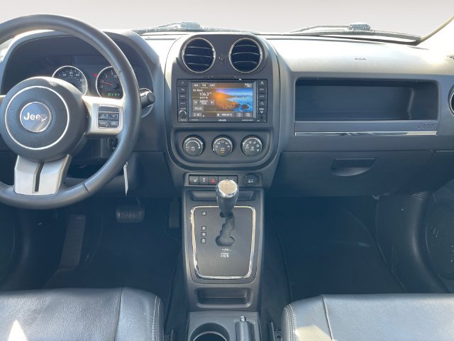 Used 2013 Jeep Patriot Limited FWD image 11