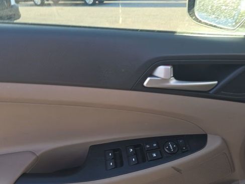 Used 2020 Hyundai Tucson SEL w/ Cargo Package image 8