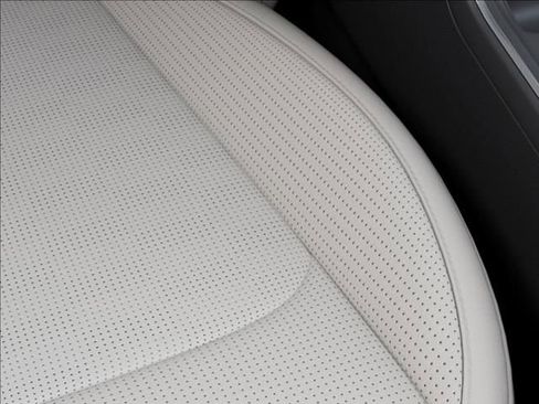 New 2026 Kia Sorento EX image 24