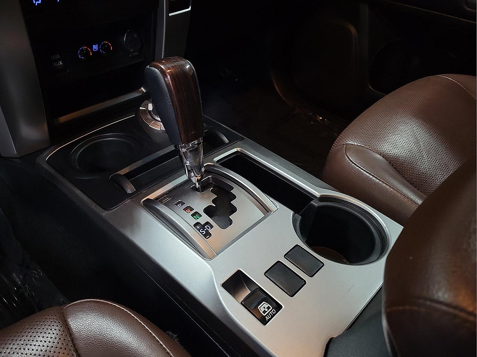 Certified 2019 Toyota 4Runner Limited AWD/4WD image 18