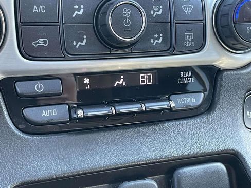 Used 2019 GMC Yukon SLT w/ Graphite Performance Edition image 31