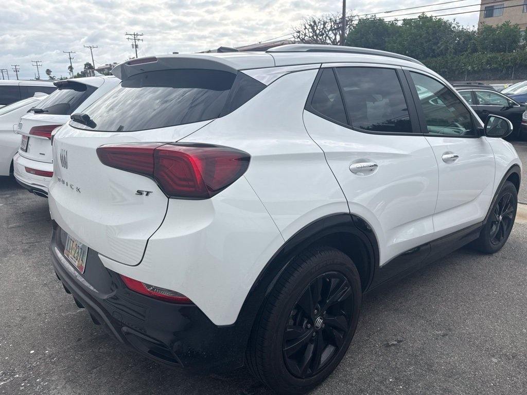 Used 2024 Buick Encore GX Sport Touring AWD/4WD image 8