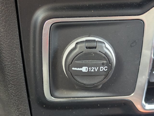 Used 2024 Jeep Wrangler Unlimited Sahara AWD/4WD image 29