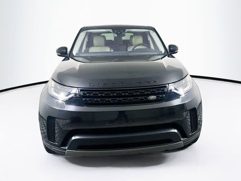 Used 2019 Land Rover Discovery HSE image 2