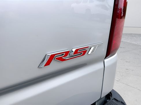 Used 2022 Chevrolet Silverado 1500 RST RWD image 32